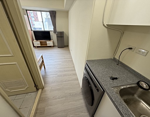 審計新村✔️台水電✔️可租補.戶籍✔️獨洗.可開火✔️小家庭 - Image 2