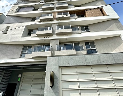 近南科國道8全新未住2房+機械車位~~家具家電全 - Image 1