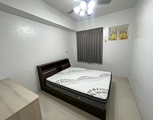 青島新城三房平車 - Image 1