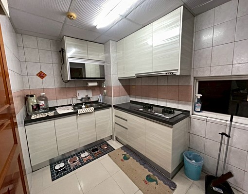 青島新城三房平車 - Image 2