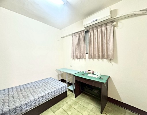 逢甲大學星巴克👉健康爬梯套房🉑️換傢俱/可租補/有子母車 - 591租屋網 - Image 1