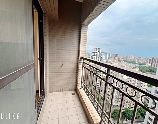 🍍旺宅~靜雯專任/未來市前後陽台明亮3房車 - Image 1