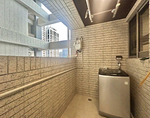 🍎中路特區✨青和大綻✨高檔三房車 - Image 10