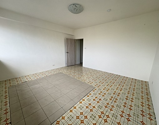 (租)近成大可租補大空間電寓~可當工作室 - Image 4