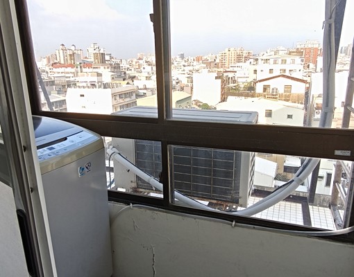 台南大學可寵超大坪數可煮套房獨立陽台洗衣~~含水網路 - Image 6