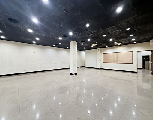 A8忠義路黃昏市場周邊使用約60坪一樓~門口可停車 - 591租屋網 - Image 2