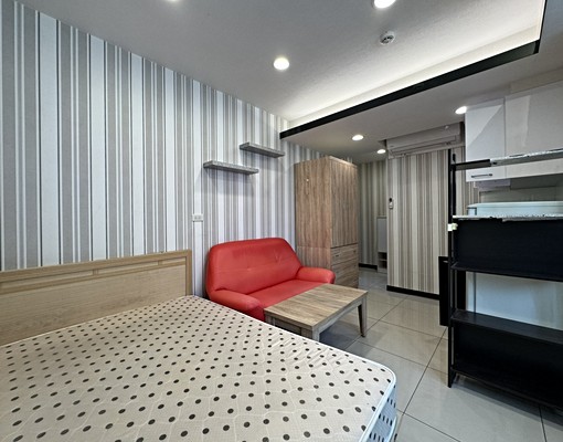 獨立陽台福田公園電梯採光優質套房E - Image 3