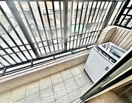 一房一廳🔥可租補💖貓狗之家✨木質地板系統櫃✅中清捷運站 - Image 9