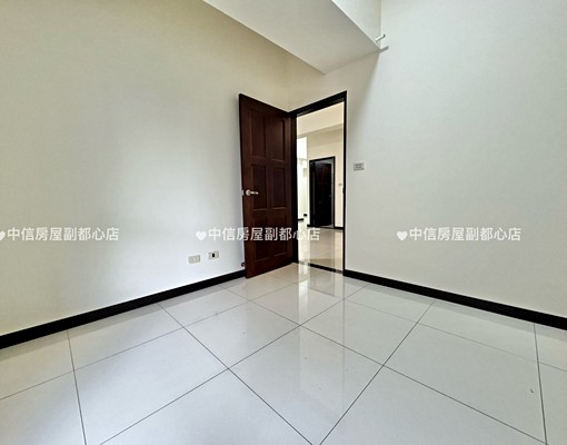 🌳幸福皇居🌳大空間優質三房平面車可補助可入籍可寵 - 591租屋網 - Image 5