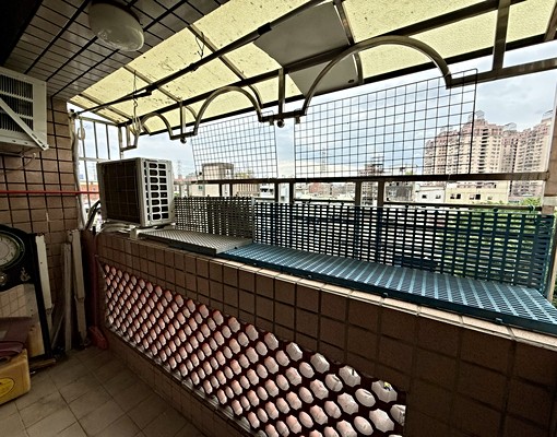 電梯三房＊屋況乾淨＊四維夜市＊光華國小＊鴻金寶＊房間皆有窗 - Image 7