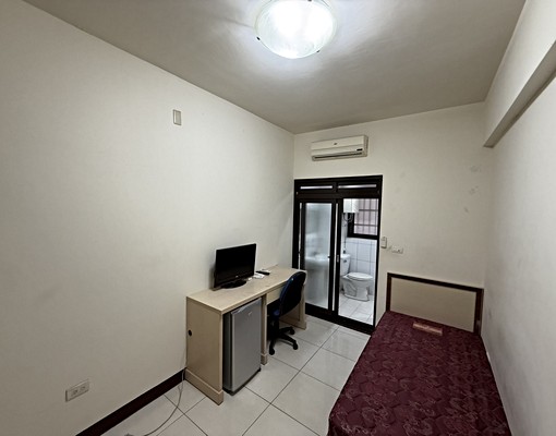 【小資族首選】金山街後段近園區適合小資族電梯大樓獨立套房出租 - Image 2