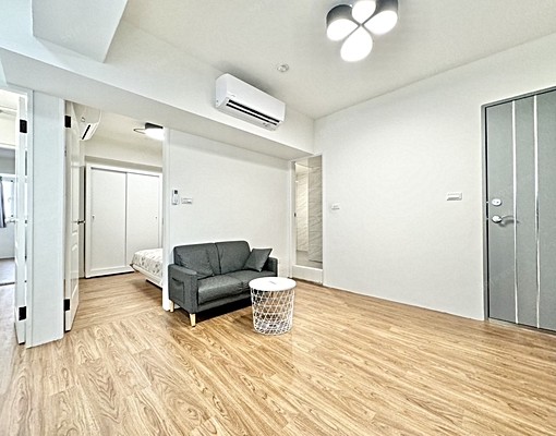 電梯華廈🔥大兩房🔥可寵🔥可雙租補 - Image 1