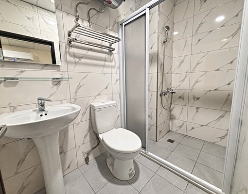 近中壢夜市~全新電梯套房-可租補 - Image 4