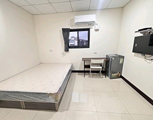 近中壢夜市~全新電梯套房-可租補 - Image 10