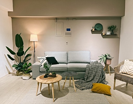 逢甲青海大四房🏠絕美設計系統🚗平面車位 - Image 1