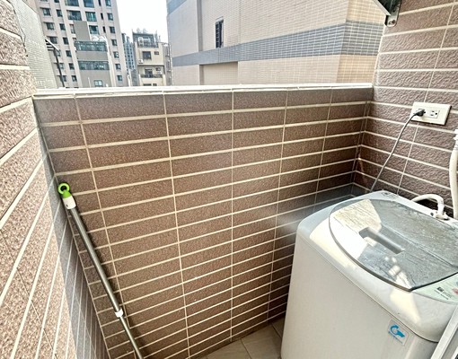 ✔️陽台獨洗曬✔️南屯福利房✔️價格公道✔️可雙租補✔️ - Image 6