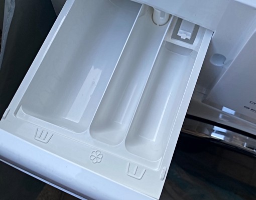 寬敞舒適套房含獨立陽台洗烘脱衣機 - Image 5