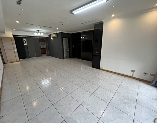 喬陽社宅/大三房/正隆天地 - Image 6