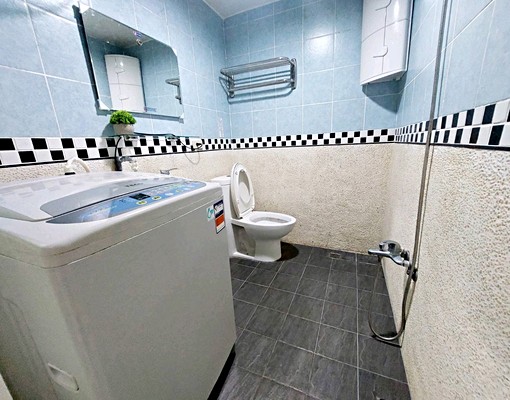 近中興路/原興廣場~分租套房 - Image 4