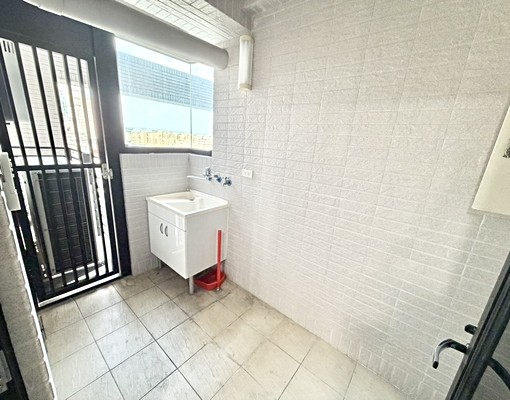 極品樓中樓🍁大露台🍁雙主臥3房4衛🍁雙連號平車 - Image 10