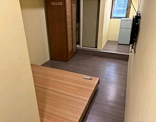 中興路~電梯套房 - Image 1