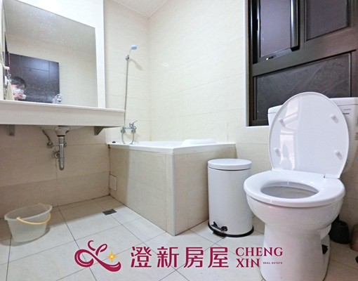 室內平面車位🌹衛浴開窗有浴缸🌹24H物業管理_採光通風佳 - Image 9