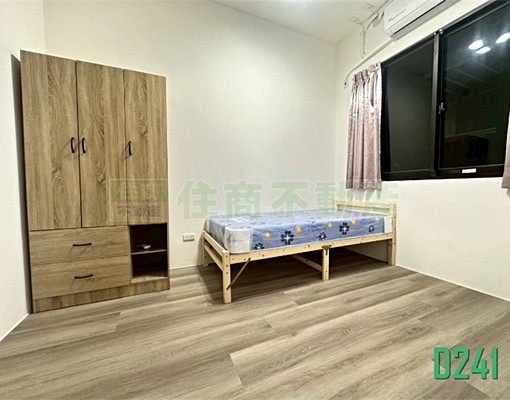 [可租補]東區研森漂亮2房有車位附家具 - Image 2