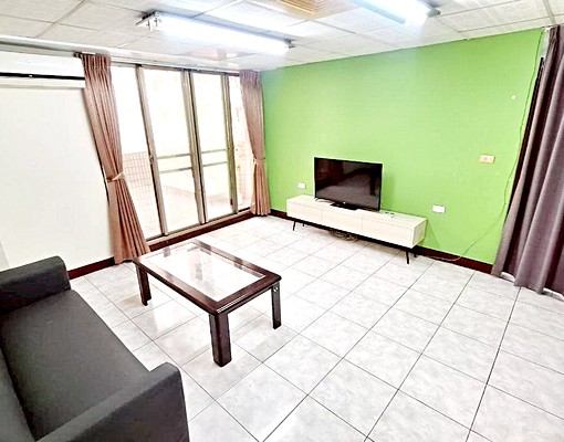 近民德國中❤採光明亮大3房❤可租屋補助 - Image 1