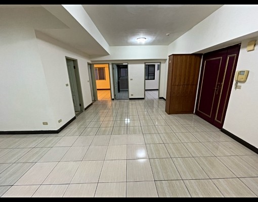 土城美麗宏國/學府路/捷運海山站/文教學區/ - Image 3