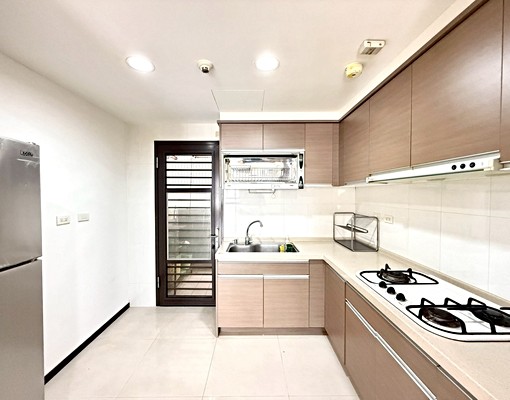 民俗公園旁稀有釋出三房+獨立平車🌈入門大玄關🌈家具電全配 - Image 6