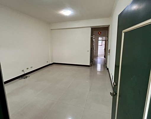 生活機能完善與交通便利近學區優質住所 - Image 1