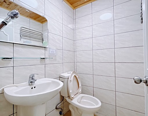 東山商圈💖採光三房雙車位💖可租補 - Image 11