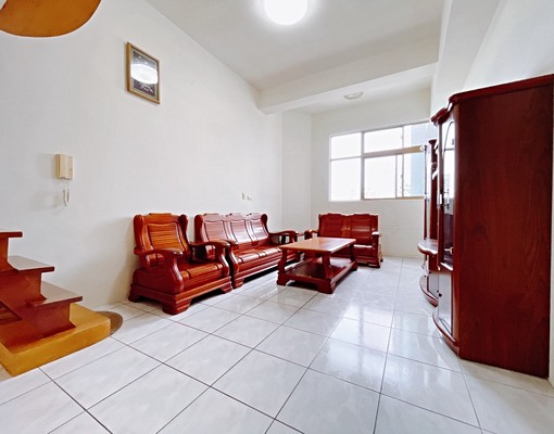 東山商圈💖採光三房雙車位💖可租補 - Image 10