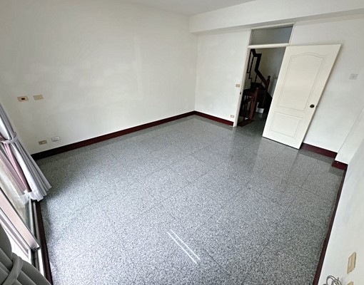 正二期4房臨路車庫別墅可以接受乖寵 - Image 9