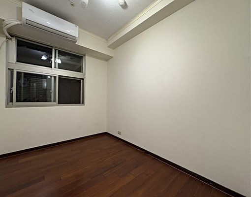 近湳雅街中正路大魯閣商圈荷蘭村3房 - Image 12