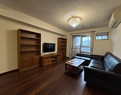 近湳雅街中正路大魯閣商圈荷蘭村3房 - Image 1