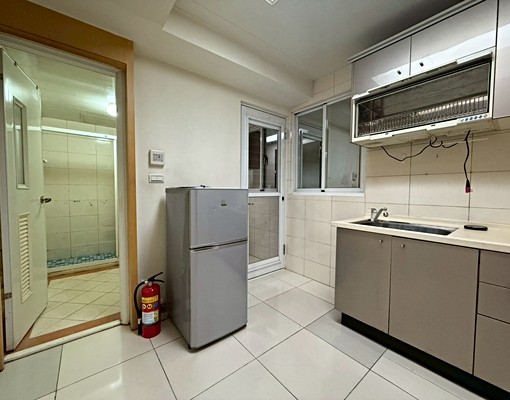 可租金補貼入籍⭐️18甲商圈凱悅二房⭐️五泰小恩 - Image 7