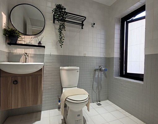 一中商圈旁✨高質感套房｜可租補｜家電齊全、立即入住｜獨洗獨曬 - Image 5