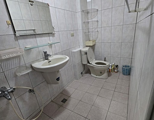 臨文藻5分鐘限女生採光佳 - Image 4