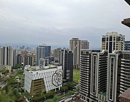 副都心捷運站旁、高樓視野景觀☆宜住家、辦公,傢俱.家電全 - Image 10