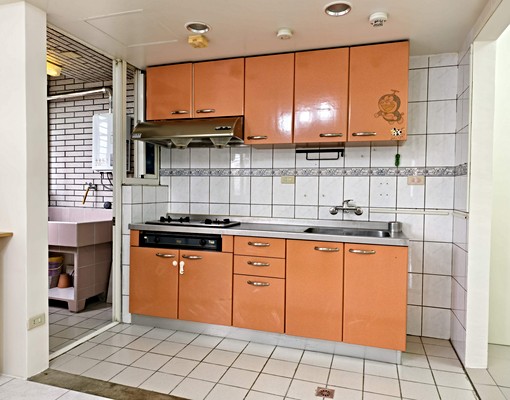 [絕佳地點]近頭份交流道建國國小對面溫馨家庭房可租補設籍 - Image 5