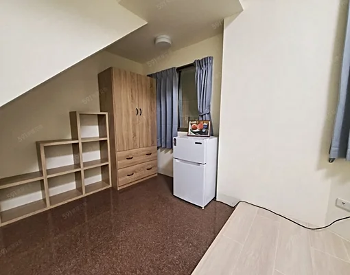 東區富農街透天2F_3房出租 - Image 2