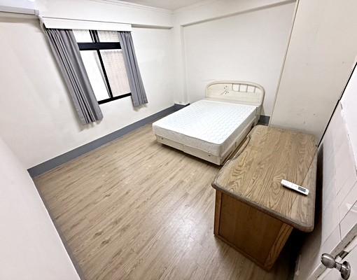 超美三房🔥可租屋補助⛪現況四台冷氣⛪傢俱電可談談看 - Image 9