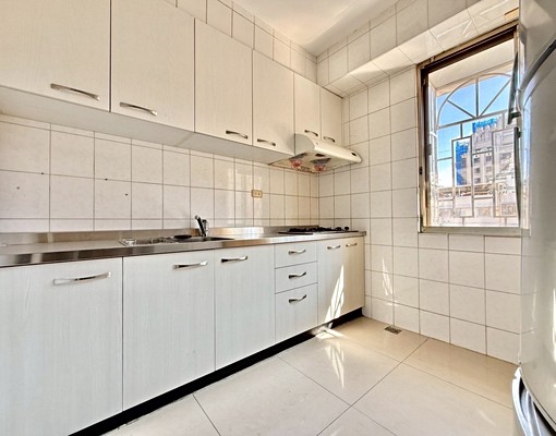 文心森林公園★玄關三房平車+機車位★可租補只要28000! - Image 6