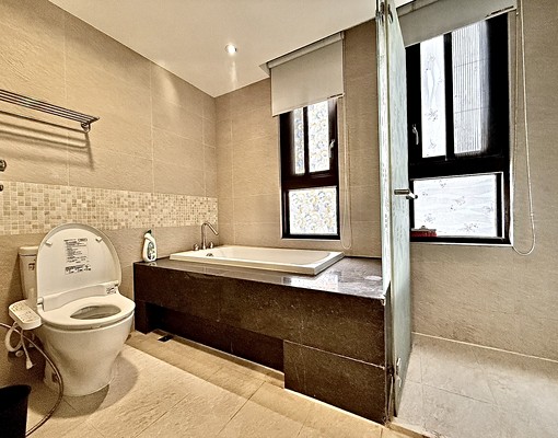 超美兩房傢俱全配✨可租補超美視野✨高樓層社區最低價✨紓壓浴缸 - Image 9