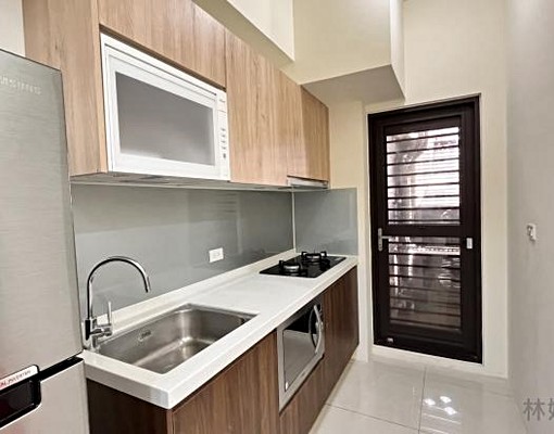 近花園夜市🌻輕裝潢2+1房含平車及管🌻可租補 - Image 3