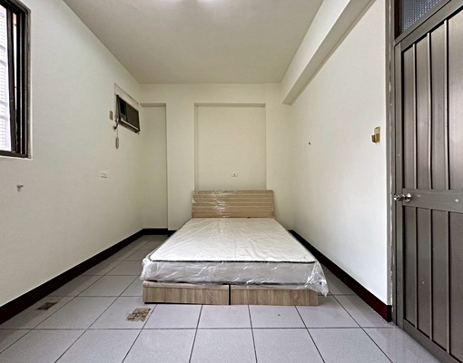 烏日明道商圈透天分層出租一層有兩房一廳一衛 - Image 2