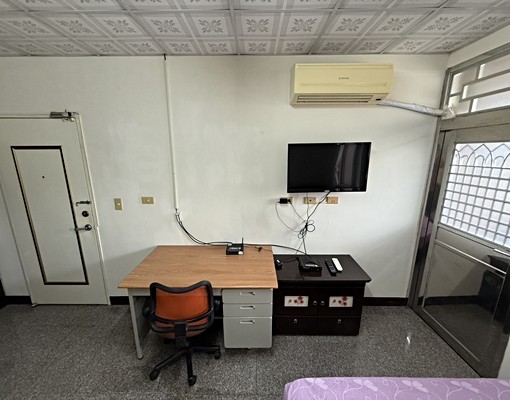 【獨立洗衣機】金山街前段獨立陽台&獨立洗衣機電梯大樓套房出租 - Image 5