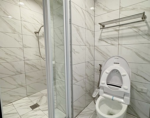 免仲介費可補助/定泰翫花同/全新稀有大露臺房/質感空間 - Image 6