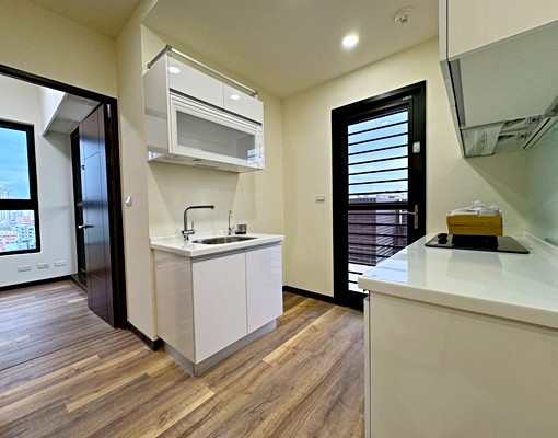 免仲介費可補助/定泰翫花同/全新稀有大露臺房/質感空間 - Image 4